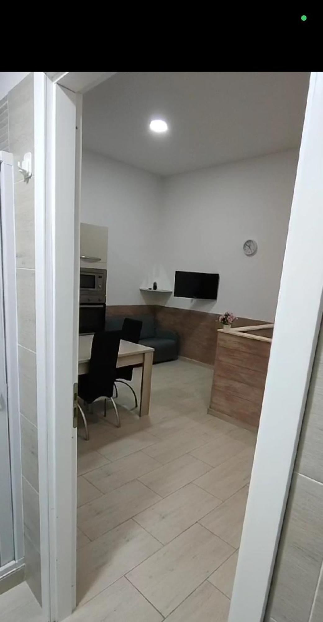 Al Civico 13 Apartment Foggia Bagian luar foto